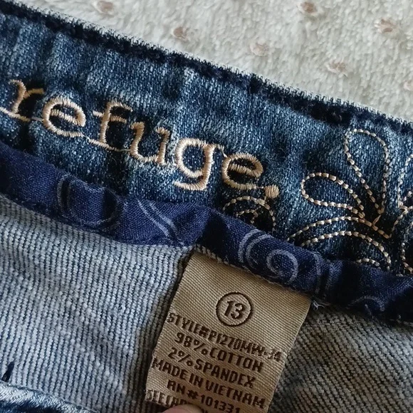 Refuge low-rise flare jeans size - Picture 6 of 12